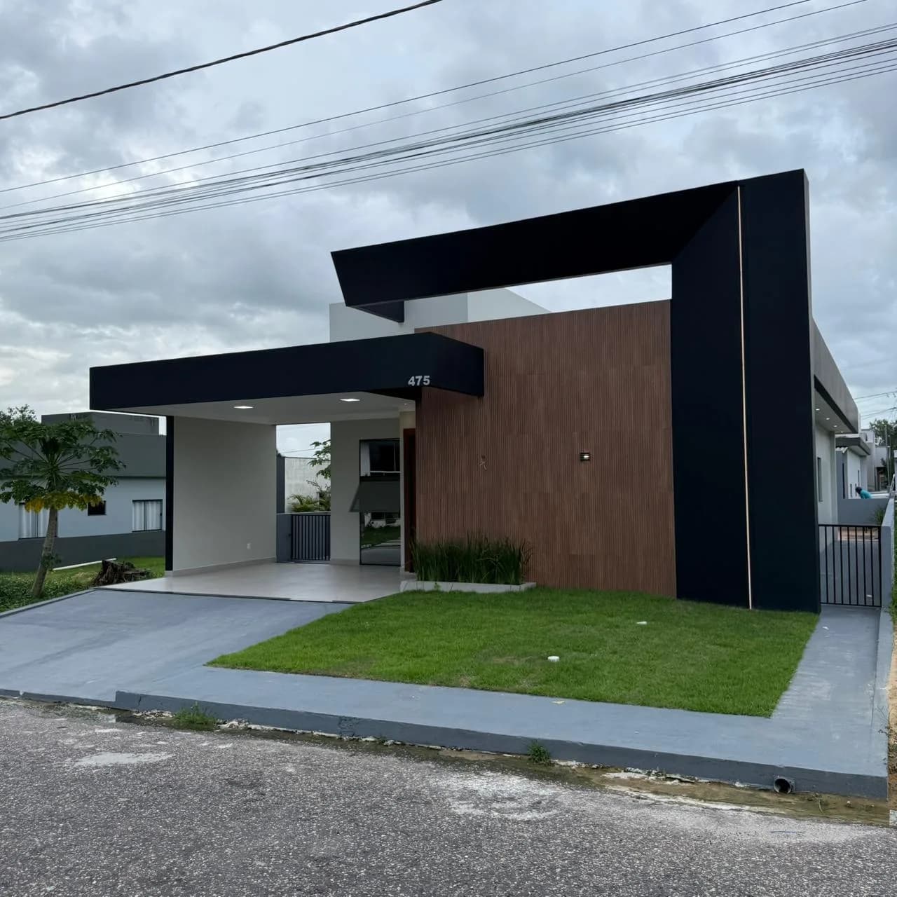 Casa nova com 3 suítes + piscina no Parque Paraíso – Castanhal